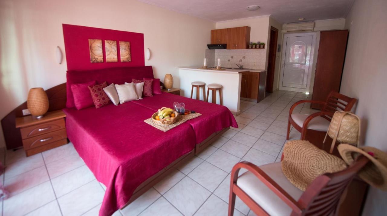 Damia Hotel Apts Sidárion Esterno foto