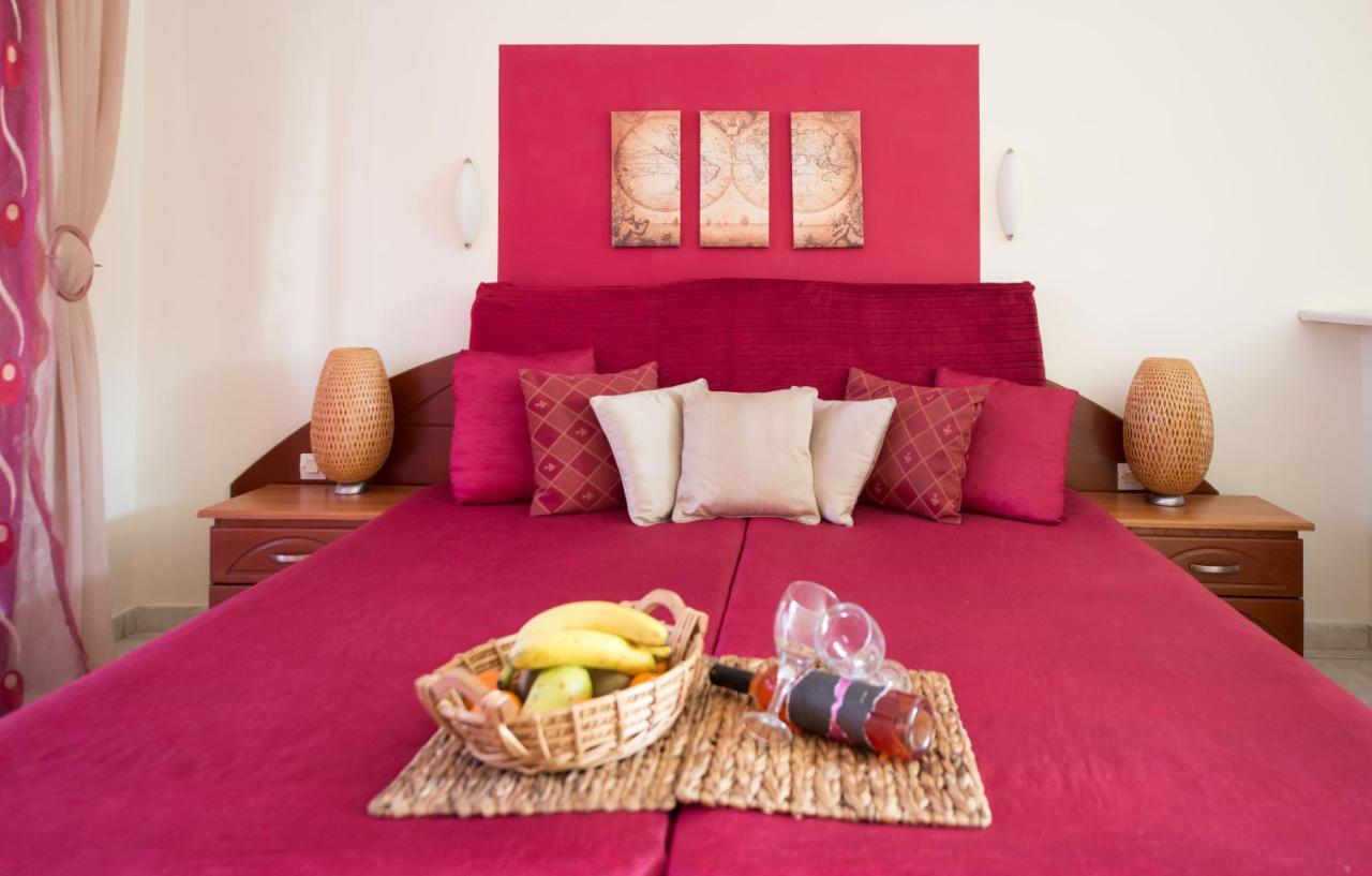 Damia Hotel Apts Sidárion Esterno foto