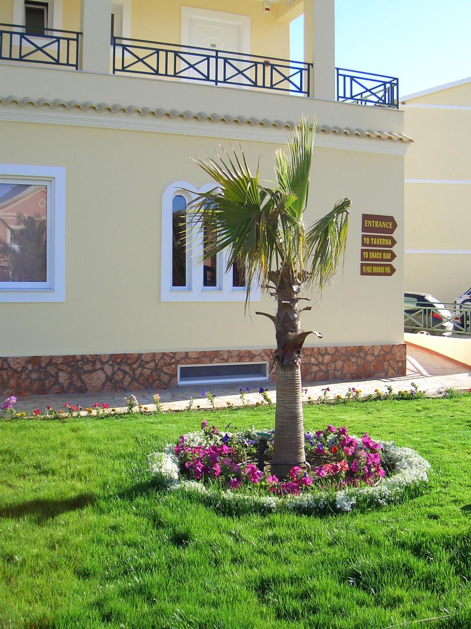 Damia Hotel Apts Sidárion Esterno foto