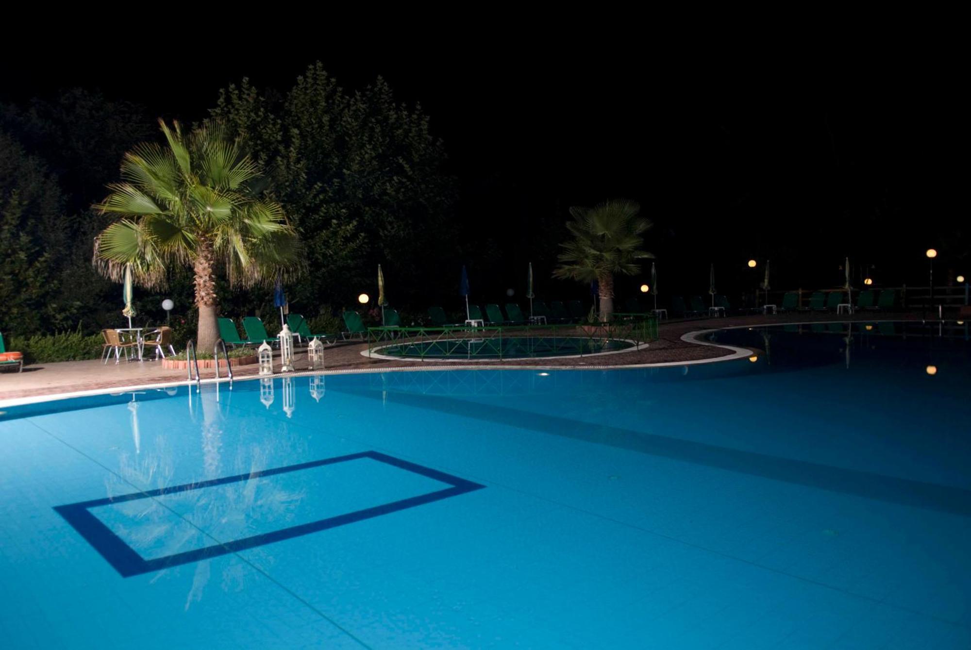 Damia Hotel Apts Sidárion Esterno foto