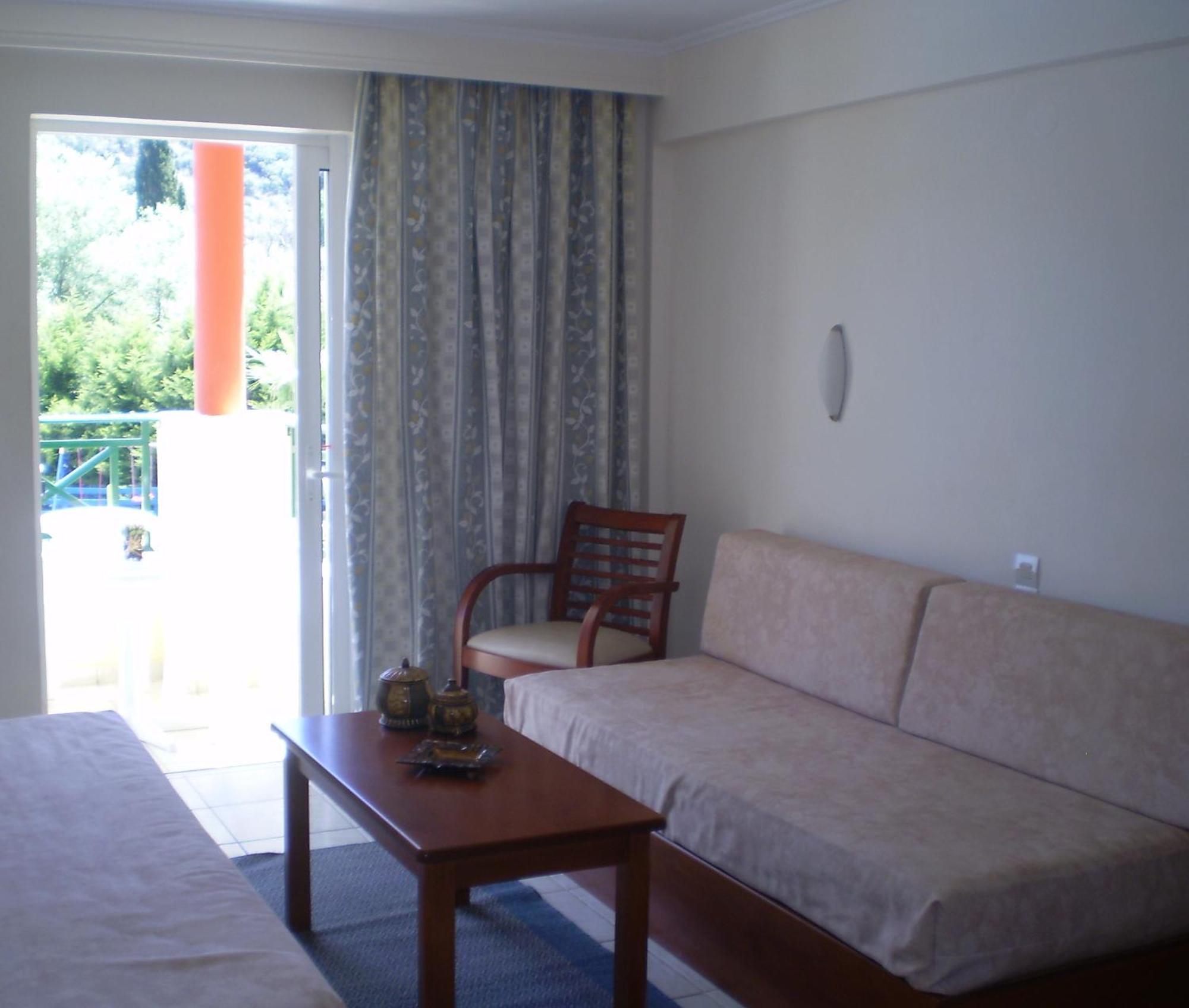 Damia Hotel Apts Sidárion Esterno foto